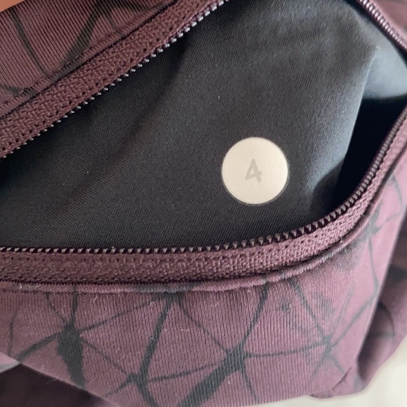 Lululemon Size 4 Plum Luxtreme Leggings - Picture 4 of 8